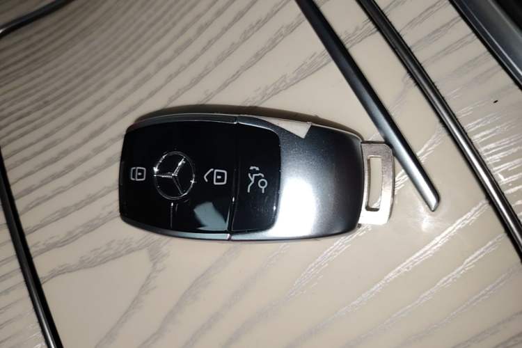 Used Mercedes-Benz E-Class 2021 Facelift E 260 Coupe Vehicle Key
