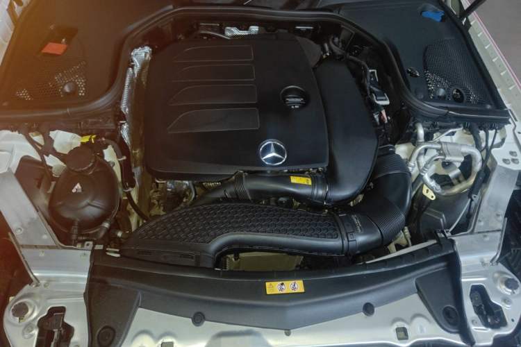 Used Mercedes-Benz E-Class 2021 Facelift E 260 Coupe Engine Bay