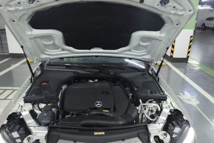 Used Mercedes-Benz E-Class 2021 Facelift E 260 Coupe Engine Bay
