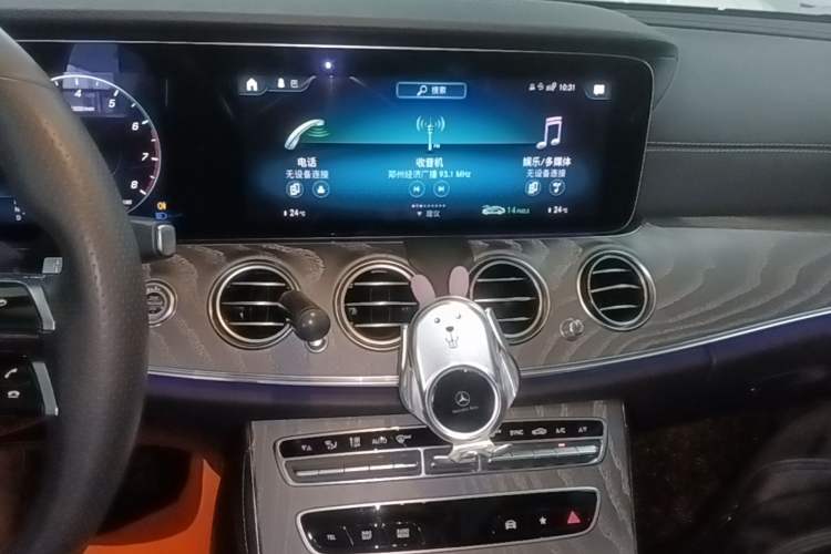 Used Mercedes-Benz E-Class 2021 Restyled E 300 L Sporty and Stylish Edition Audio And AC Panel