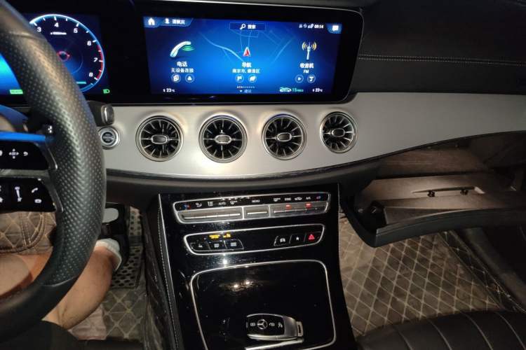 Used Mercedes-Benz E-Class 2021 E 260 Coupe Audio And AC Panel