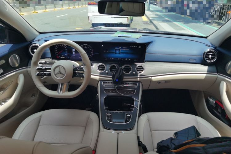 Used Mercedes-Benz E-Class 2021 Restyled E 300 L Sport Premium Edition Center Console