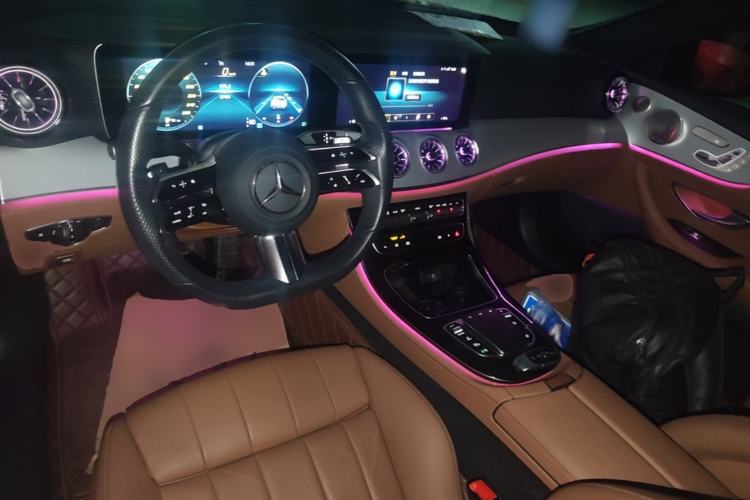 Used Mercedes-Benz E-Class 2021 E 300 Coupe Center Console