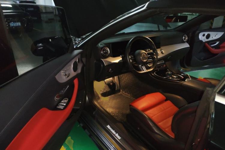 Used Mercedes-Benz E-Class 2021 E 260 Convertible Coupe Driver Seat