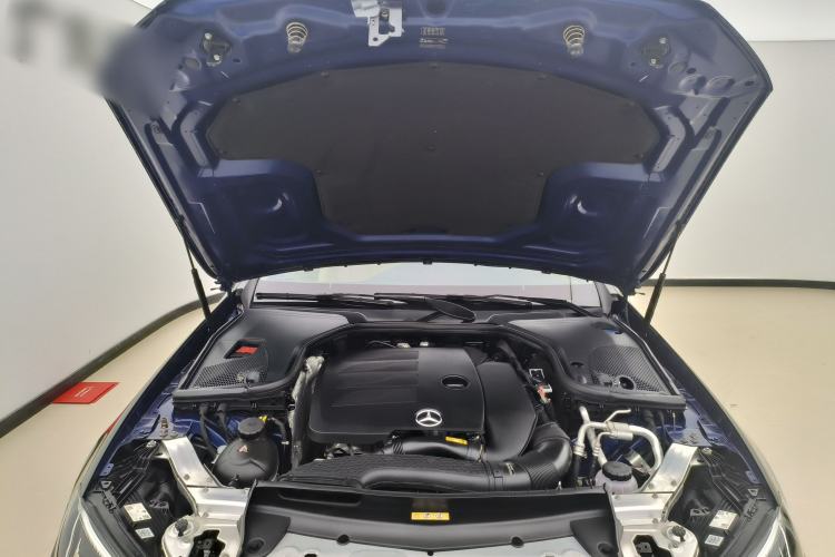 Used Mercedes-Benz E-Class 2021 E 260 Coupe Engine Bay