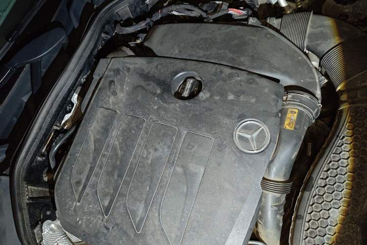 Used Mercedes-Benz E-Class 2021 E 260 Coupe Engine Bay