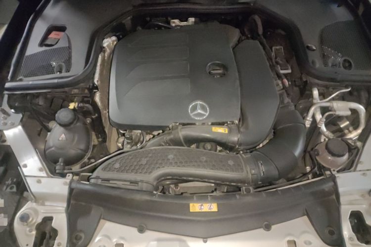 Used Mercedes-Benz E-Class 2021 E 260 Convertible Coupe Engine Bay