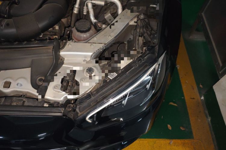 Used Mercedes-Benz E-Class 2021 E 260 Convertible Coupe Engine Bay Left