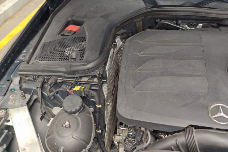 Used Mercedes-Benz E-Class 2021 E 300 L Sporty and Stylish Model Engine Bay Right