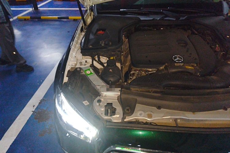 Used Mercedes-Benz E-Class 2021 Restyled E 300 L Luxury Edition Engine Bay Right