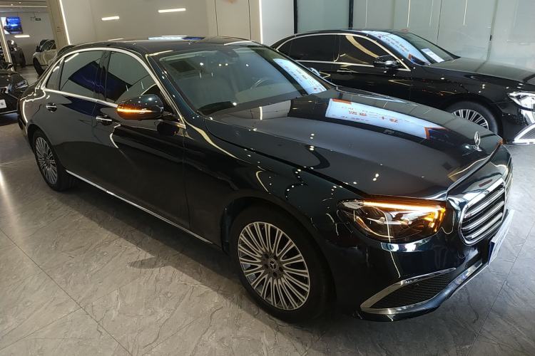 Used Mercedes-Benz E-Class 2021 Restyled E 300 L Luxury Edition Exterior 1
