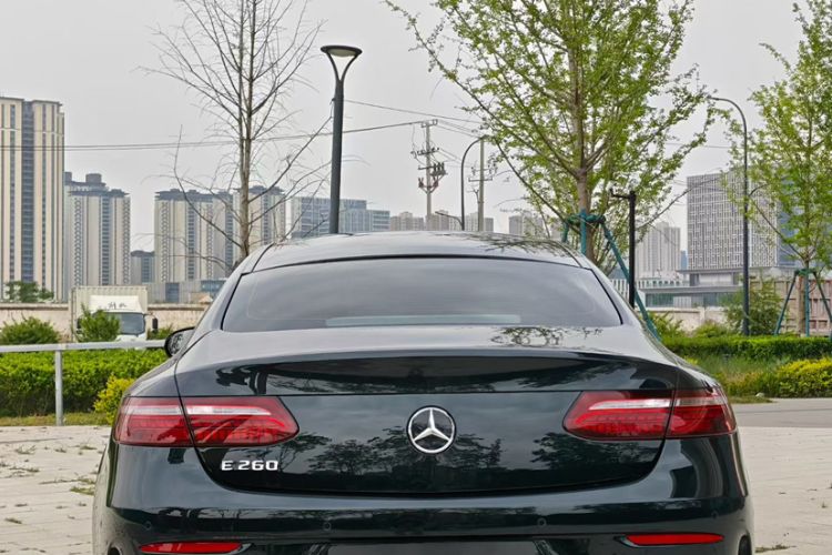 Used Mercedes-Benz E-Class 2021 Facelift E 260 Coupe Exterior 2