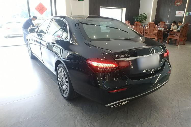Used Mercedes-Benz E-Class 2021 Restyled E 300 L Luxury Edition Exterior 2