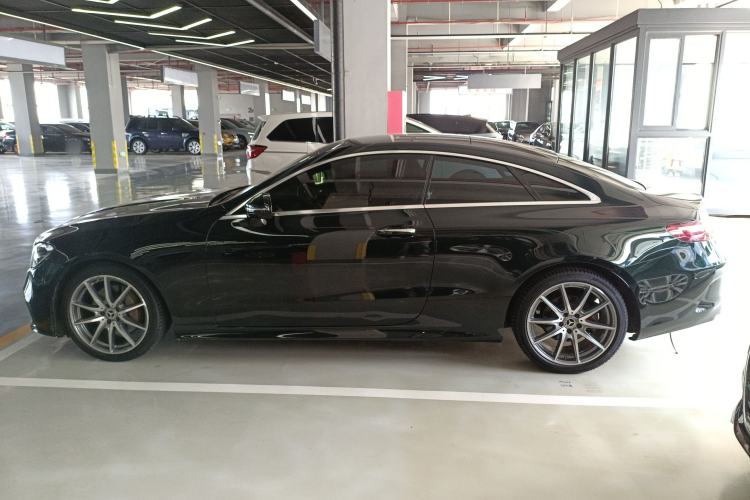 Used Mercedes-Benz E-Class 2021 Facelift E 260 Coupe Exterior 3