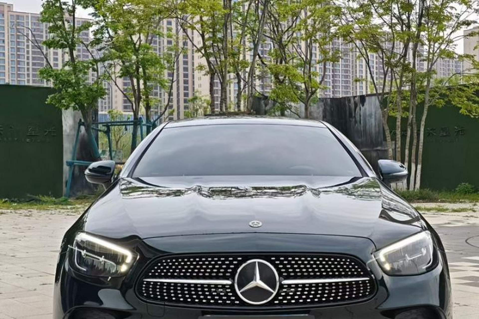 Used Mercedes-Benz E-Class 2021 Facelift E 260 Coupe Exterior 5