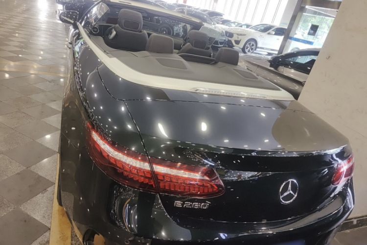 Used Mercedes-Benz E-Class 2021 Restyled E 260 4MATIC Convertible Coupe Exterior 6