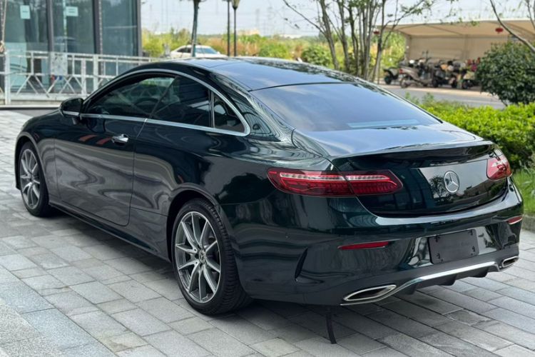Used Mercedes-Benz E-Class 2021 Facelift E 260 Coupe Exterior 9