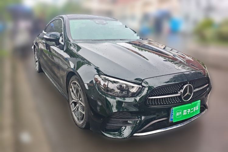 Used Mercedes-Benz E-Class 2021 Facelift E 260 4MATIC Coupe Front Right 45 Deg