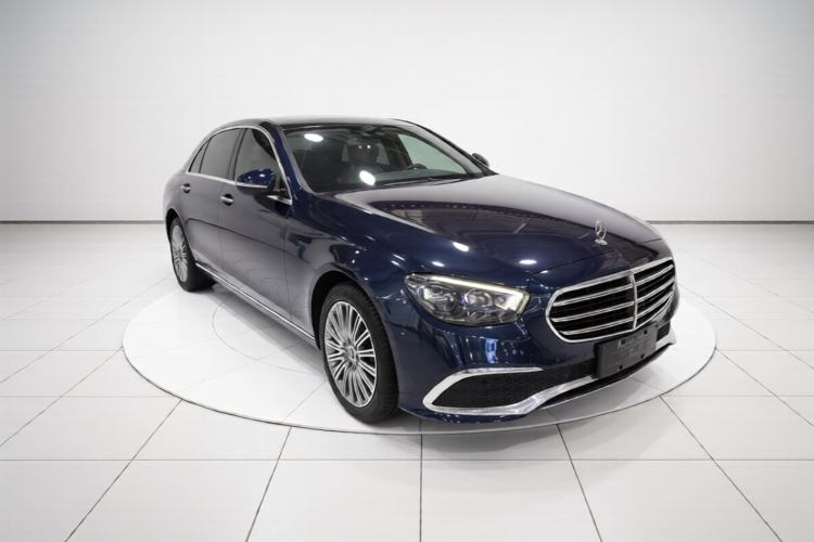 Used Mercedes-Benz E-Class 2021 E 300 L Premium Edition Front Right 45 Deg