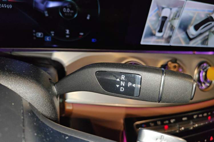 Used Mercedes-Benz E-Class 2021 Facelift E 260 Coupe Gear Lever