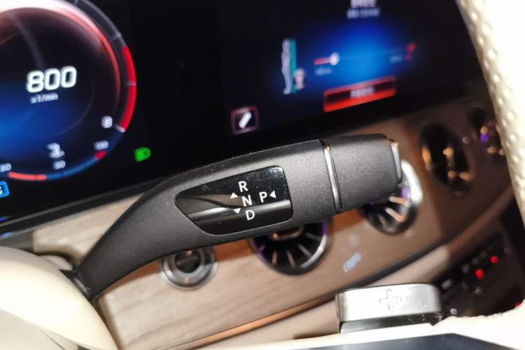 Used Mercedes-Benz E-Class 2021 Facelift E 260 Coupe Gear Lever
