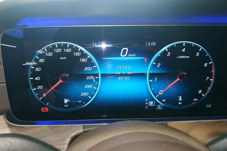 Used Mercedes-Benz E-Class 2021 Restyled E 300 L Luxury Edition Instrument Cluster