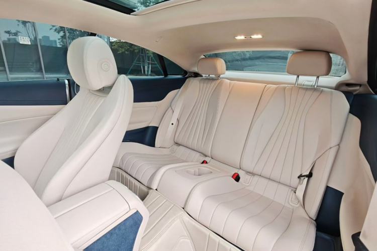 Used Mercedes-Benz E-Class 2021 Facelift E 260 Coupe Interior 3