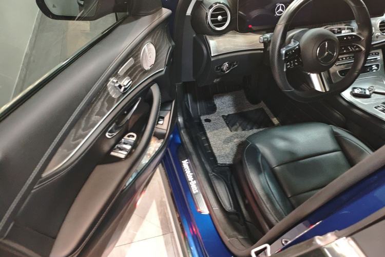 Used Mercedes-Benz E-Class 2021 E 350 L 4MATIC Sport Edition Interior 3