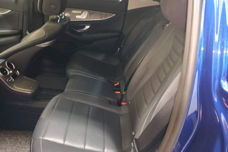 Used Mercedes-Benz E-Class 2021 E 350 L 4MATIC Sport Edition Interior 4