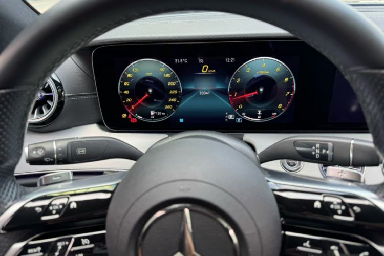 Used Mercedes-Benz E-Class 2021 Facelift E 260 Coupe Interior 6