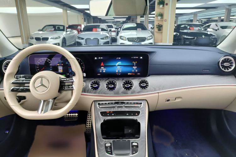 Used Mercedes-Benz E-Class 2021 E 260 Coupe Interior 6