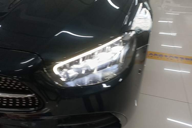 Used Mercedes-Benz E-Class 2021 Restyled E 300 L Sporty and Stylish Edition Left Front Headlight