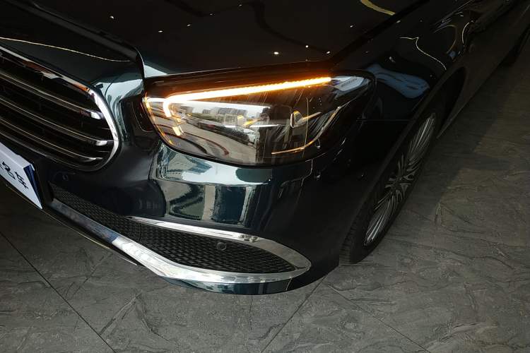 Used Mercedes-Benz E-Class 2021 Restyled E 300 L Luxury Edition Left Front Headlight
