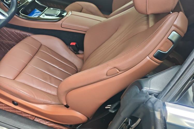 Used Mercedes-Benz E-Class 2021 E 300 Coupe Left Front Seat