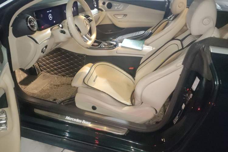 Used Mercedes-Benz E-Class 2021 E 260 Convertible Coupe Left Front Seat