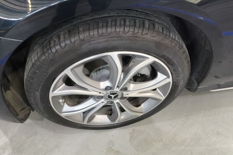 Used Mercedes-Benz E-Class 2021 Restyled E 300 L Sporty and Stylish Edition Left Front Wheel Hub