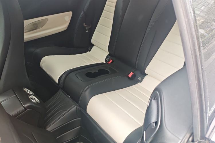 Used Mercedes-Benz E-Class 2021 Facelift E 260 4MATIC Coupe Left Rear Seat