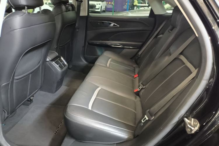 Used Mercedes-Benz E-Class 2021 Restyled E 300 L Sporty and Stylish Edition Left Rear Seat