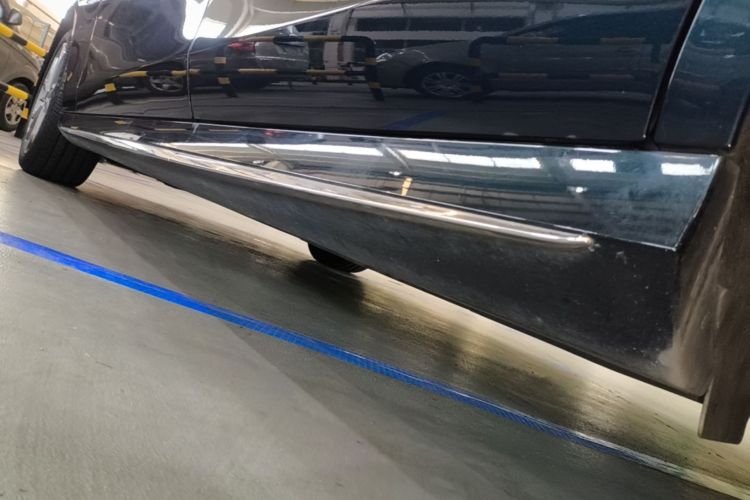 Used Mercedes-Benz E-Class 2021 Restyled E 300 L Sporty and Stylish Edition Left Side Sill