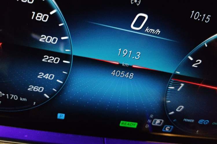 Used Mercedes-Benz E-Class 2021 E 260 Coupe Odometer Close Up