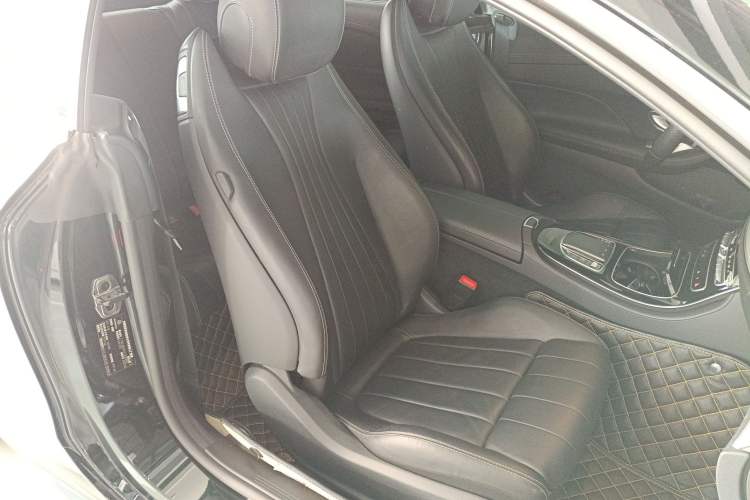 Used Mercedes-Benz E-Class 2021 Facelift E 260 Coupe Right Front Seat