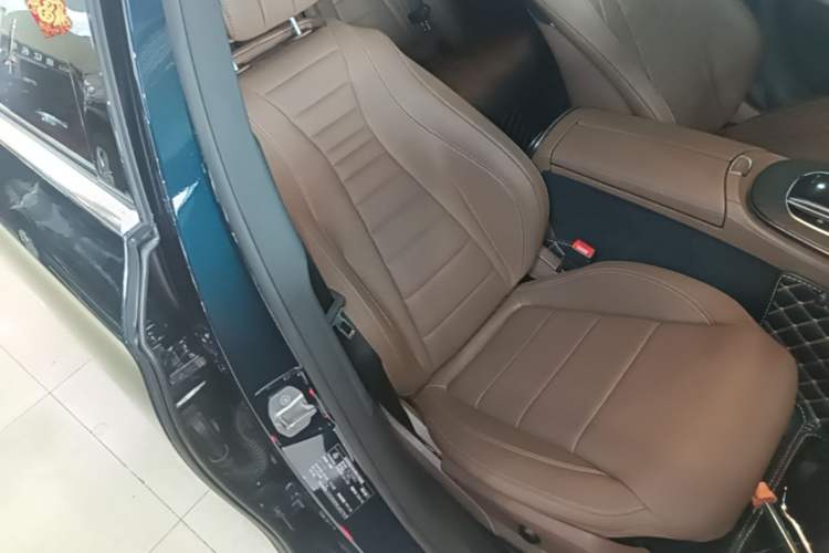 Used Mercedes-Benz E-Class 2021 E 300 L Sporty and Stylish Model Right Front Seat