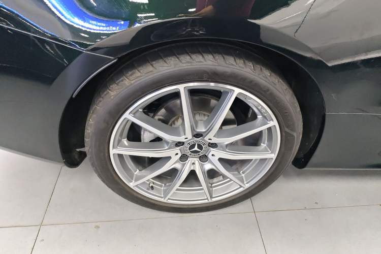 Used Mercedes-Benz E-Class 2021 Facelift E 260 Coupe Right Rear Wheel Hub