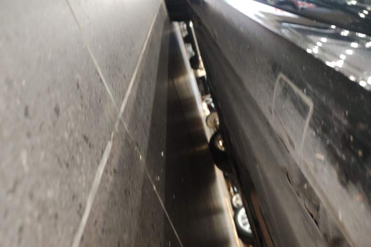 Used Mercedes-Benz E-Class 2021 Facelift E 260 Coupe Right Side Sill
