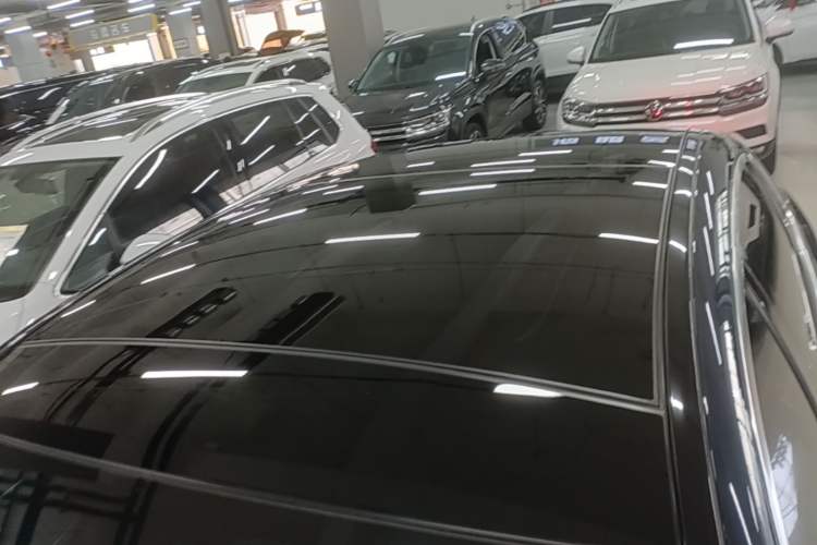 Used Mercedes-Benz E-Class 2021 Restyled E 300 L Sporty and Stylish Edition Roof
