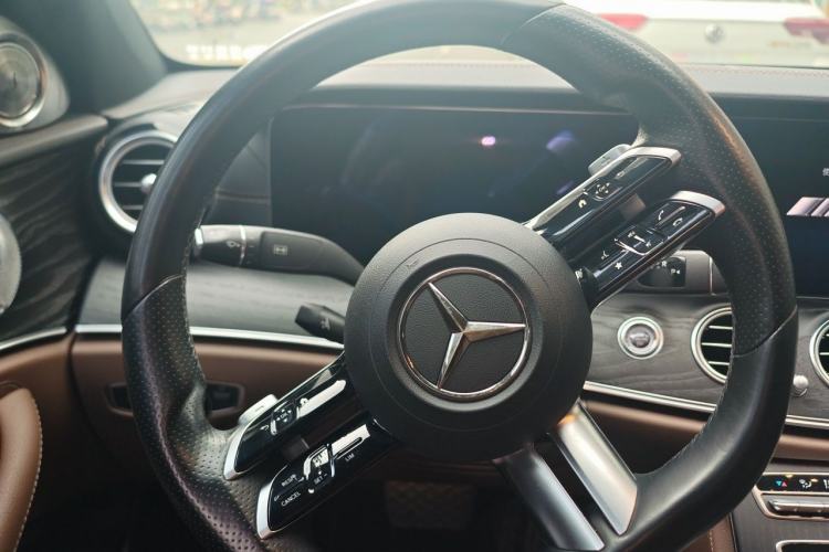 Used Mercedes-Benz E-Class 2021 E 300 L Sporty and Stylish Model Steering Wheel