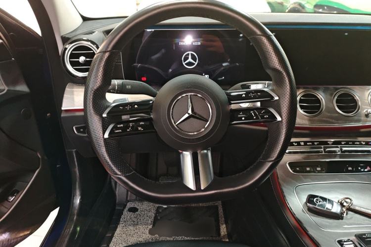 Used Mercedes-Benz E-Class 2021 E 350 L 4MATIC Sport Edition Steering Wheel