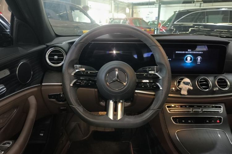Used Mercedes-Benz E-Class 2021 Restyled E 300 L Sporty and Stylish Edition Steering Wheel