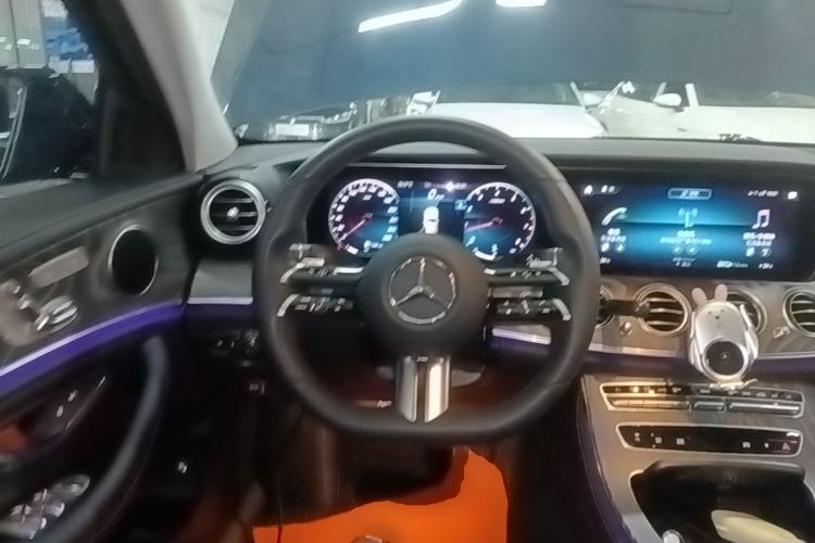 Used Mercedes-Benz E-Class 2021 Restyled E 300 L Sporty and Stylish Edition Steering Wheel