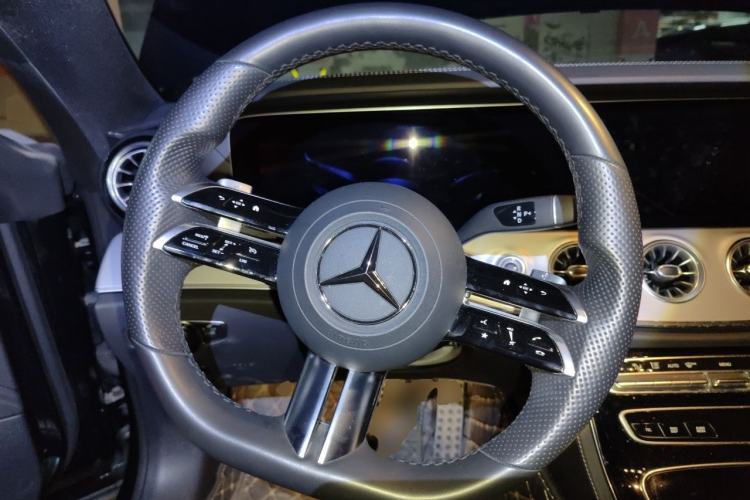 Used Mercedes-Benz E-Class 2021 E 260 Coupe Steering Wheel